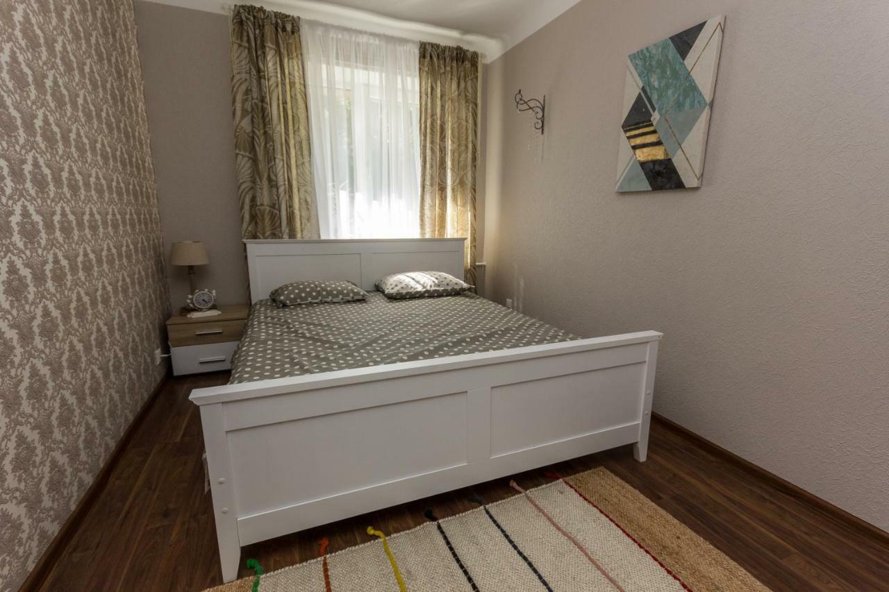Central Line Apartment Ventspils Exterior photo